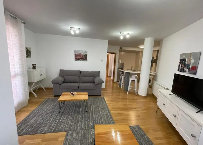 Apartment Centro 1 *